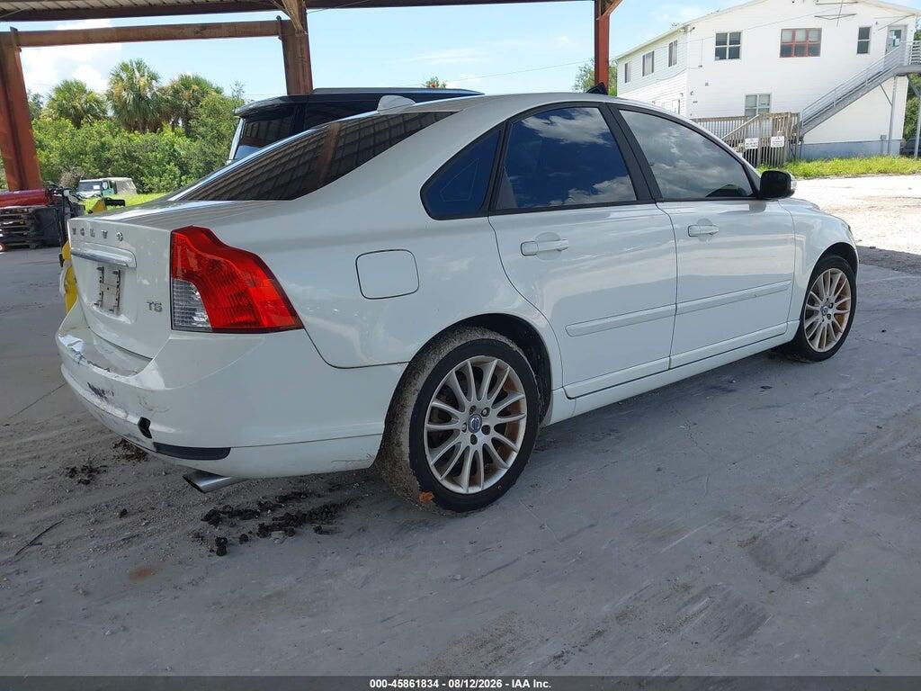 YV1672MS4B2550669 2011 VOLVO S40 photo no. 4