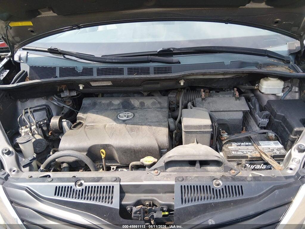 5TDKK3DC1BS042928 2011 TOYOTA SIENNA photo no. 10