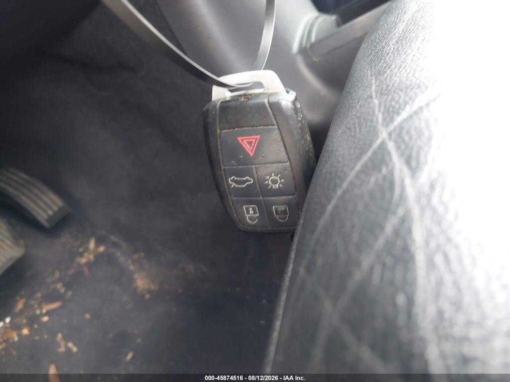 YV1672MS6B2531721 2011 VOLVO S40 photo no. 11