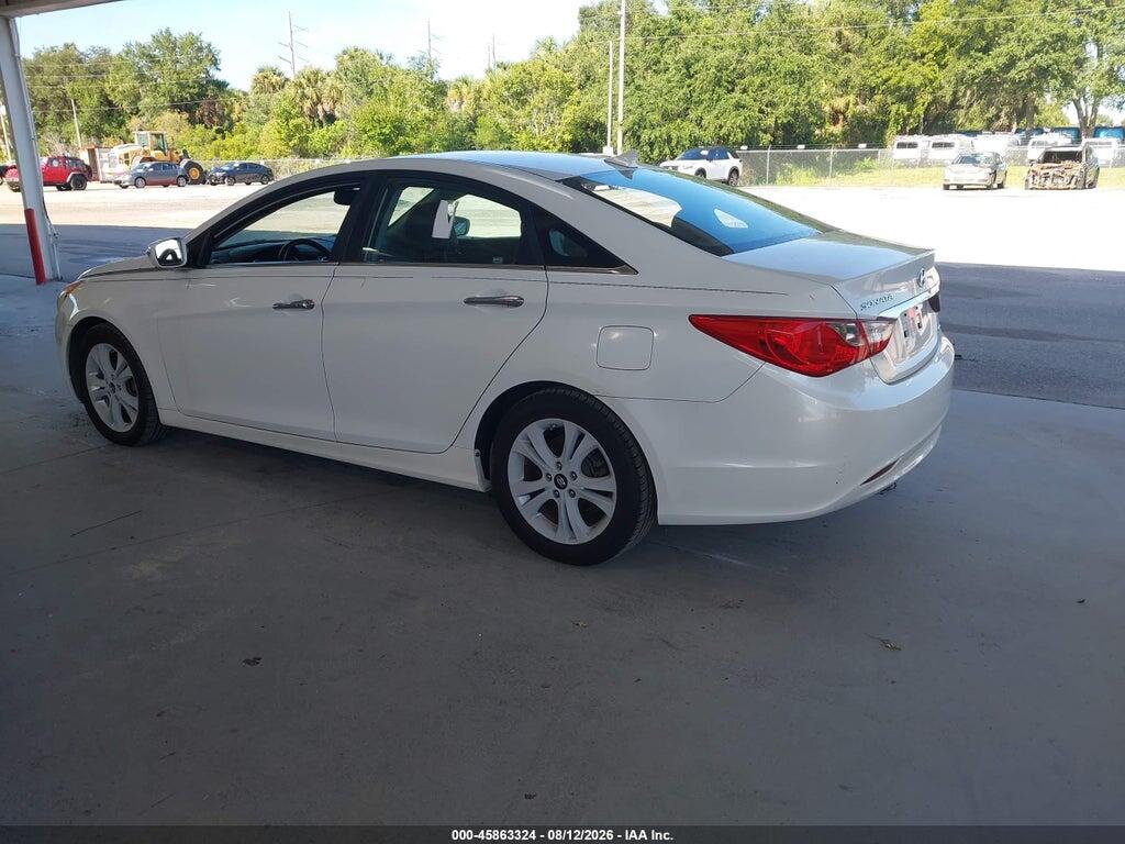5NPEC4ACXBH150846 2011 HYUNDAI SONATA photo no. 3