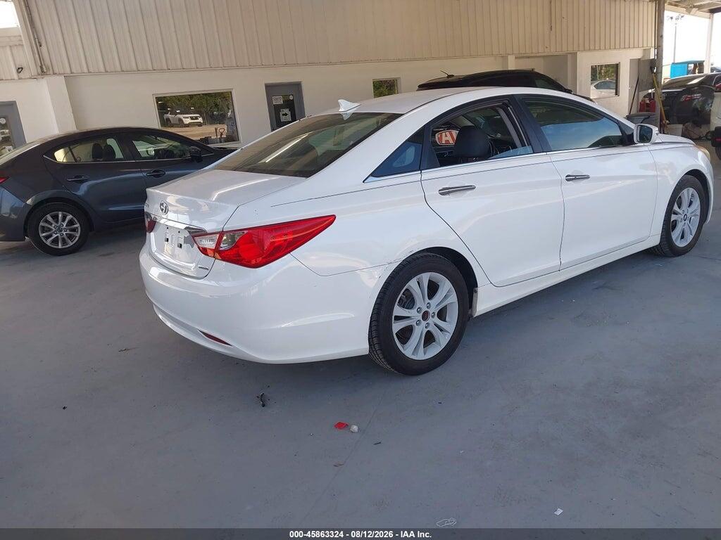 5NPEC4ACXBH150846 2011 HYUNDAI SONATA photo no. 4