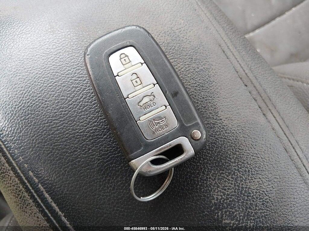 5NPEC4AC5BH074257 2011 HYUNDAI SONATA photo no. 11
