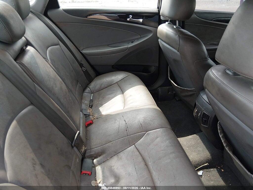 5NPEC4AC5BH074257 2011 HYUNDAI SONATA photo no. 8