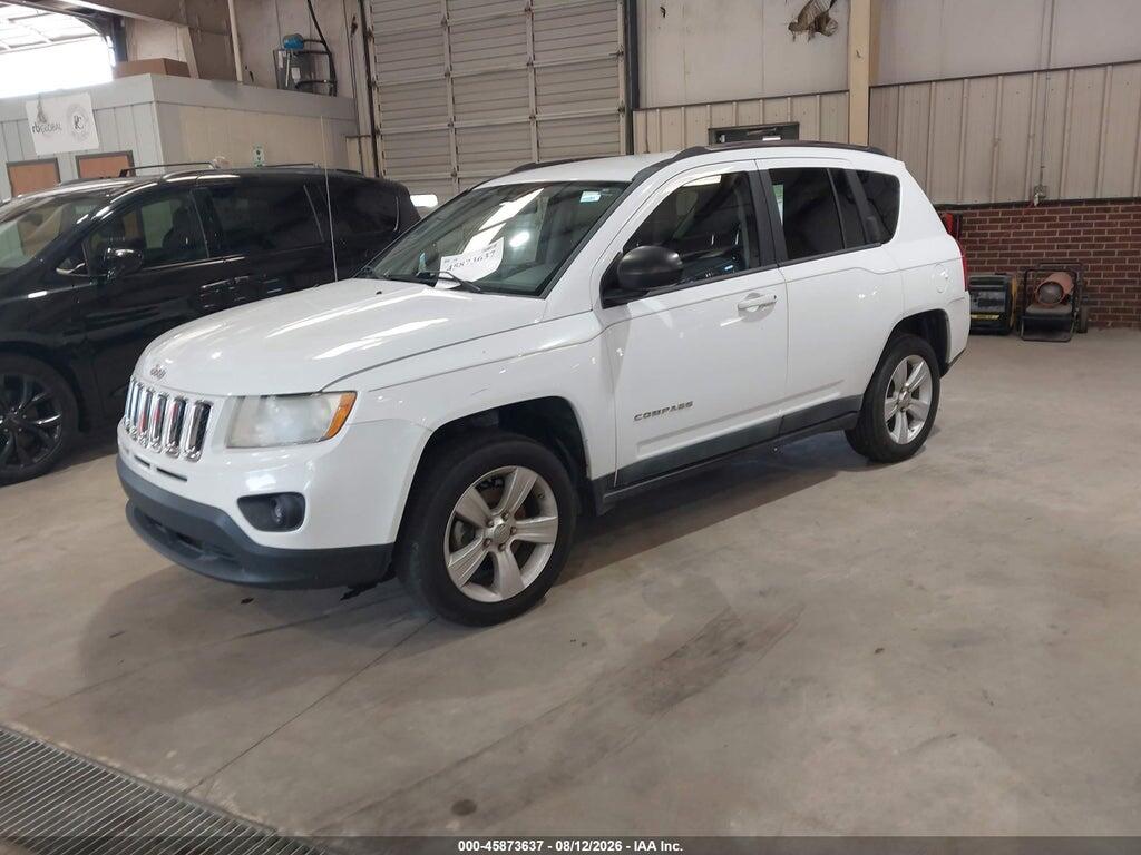 1J4NT1FA8BD271963 2011 JEEP COMPASS photo no. 2