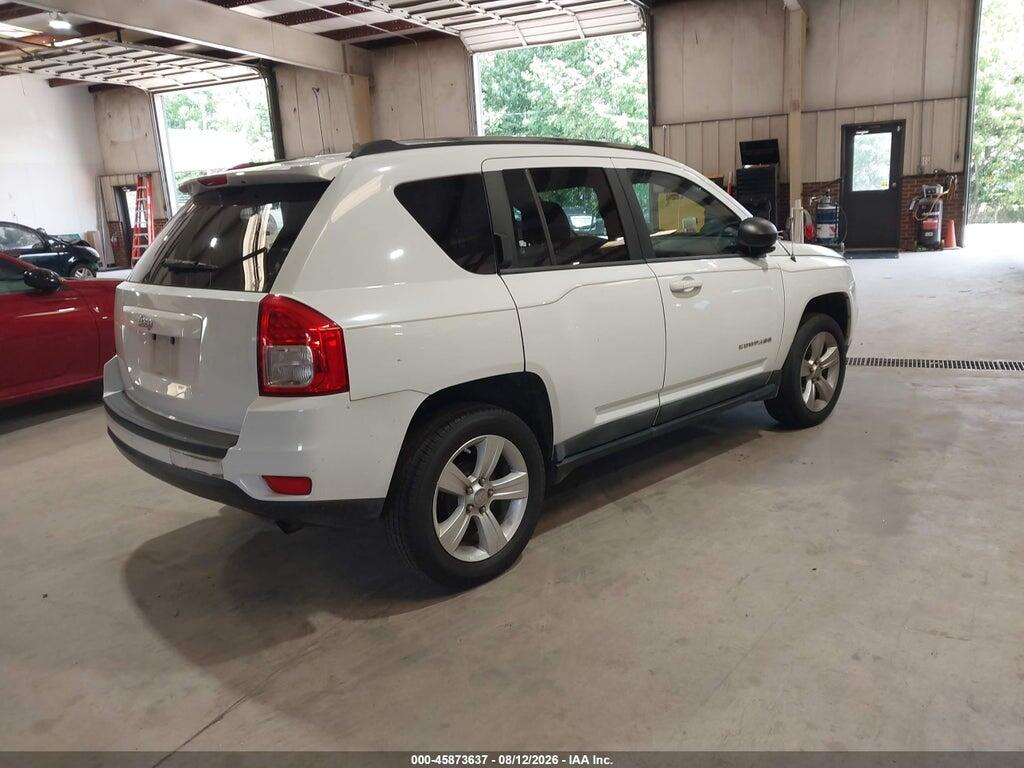 1J4NT1FA8BD271963 2011 JEEP COMPASS photo no. 4