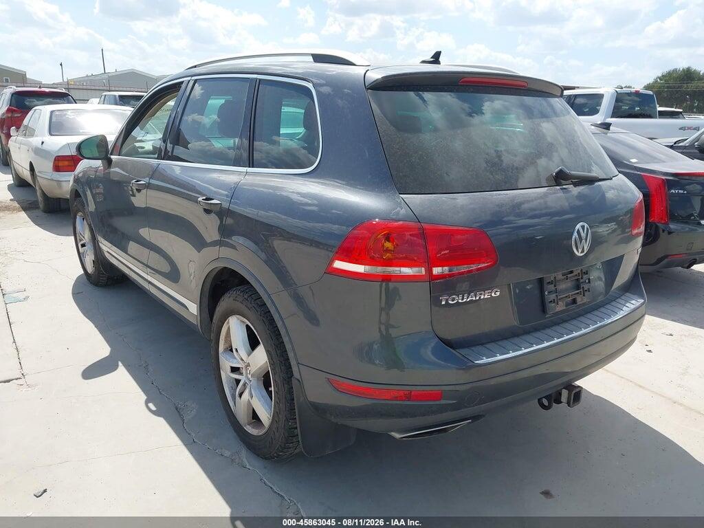 WVGEK9BP7CD008989 2012 VOLKSWAGEN TOUAREG photo no. 3