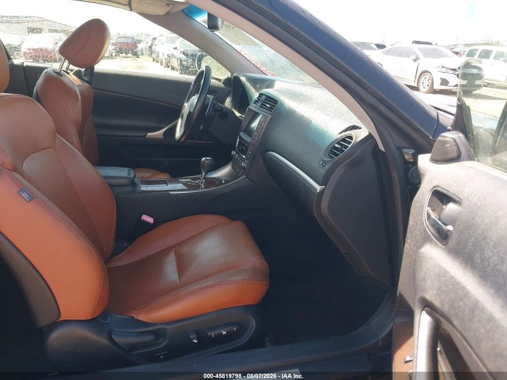 JTHFE2C2XC2508133 2012 LEXUS IS 350C photo no. 5