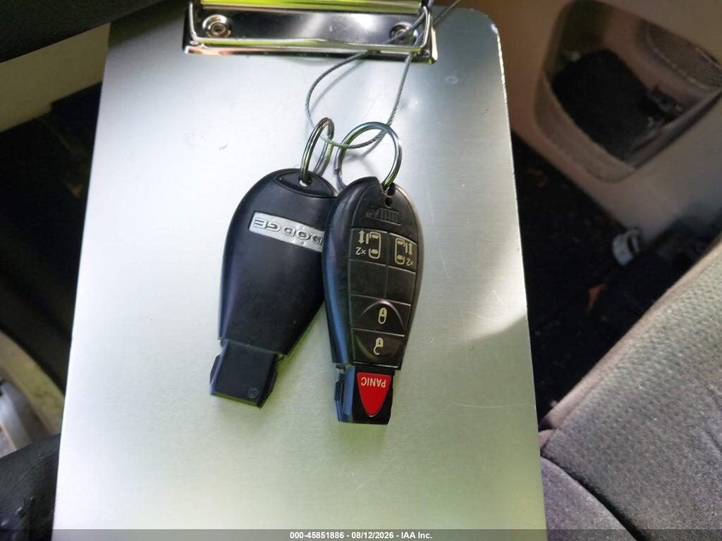 2C4RDGDG2CR100834 2012 DODGE GRAND CARAVAN photo no. 11