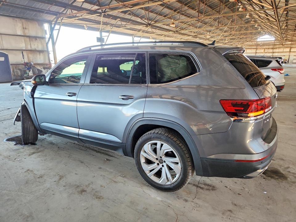2021 VOLKSWAGEN ATLAS SE — Фото 2 из 13