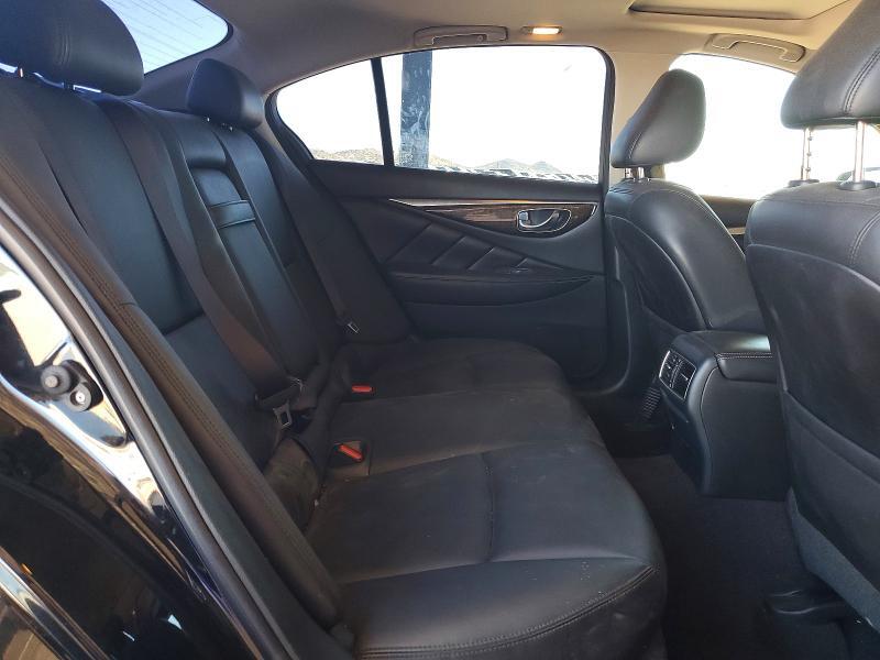 2018 INFINITI Q50 3.0T LUXE — Фото 10 из 12