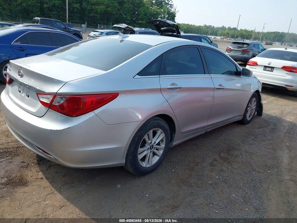 5NPEB4AC6DH797668 2013 HYUNDAI SONATA photo no. 4