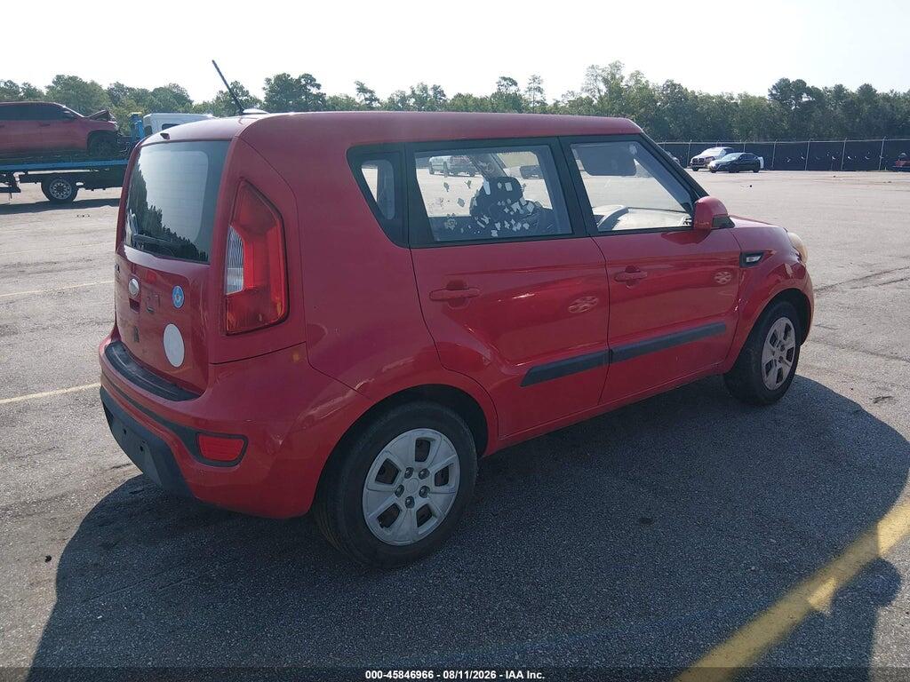 KNDJT2A50D7568747 2013 KIA SOUL photo no. 4