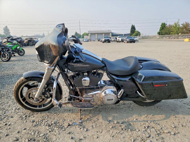 1HD1KBM15BB636190 2011 HARLEY-DAVIDSON FLHX photo no. 3