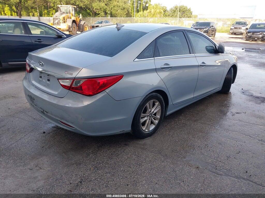 5NPEB4ACXDH635848 2013 HYUNDAI SONATA photo no. 4