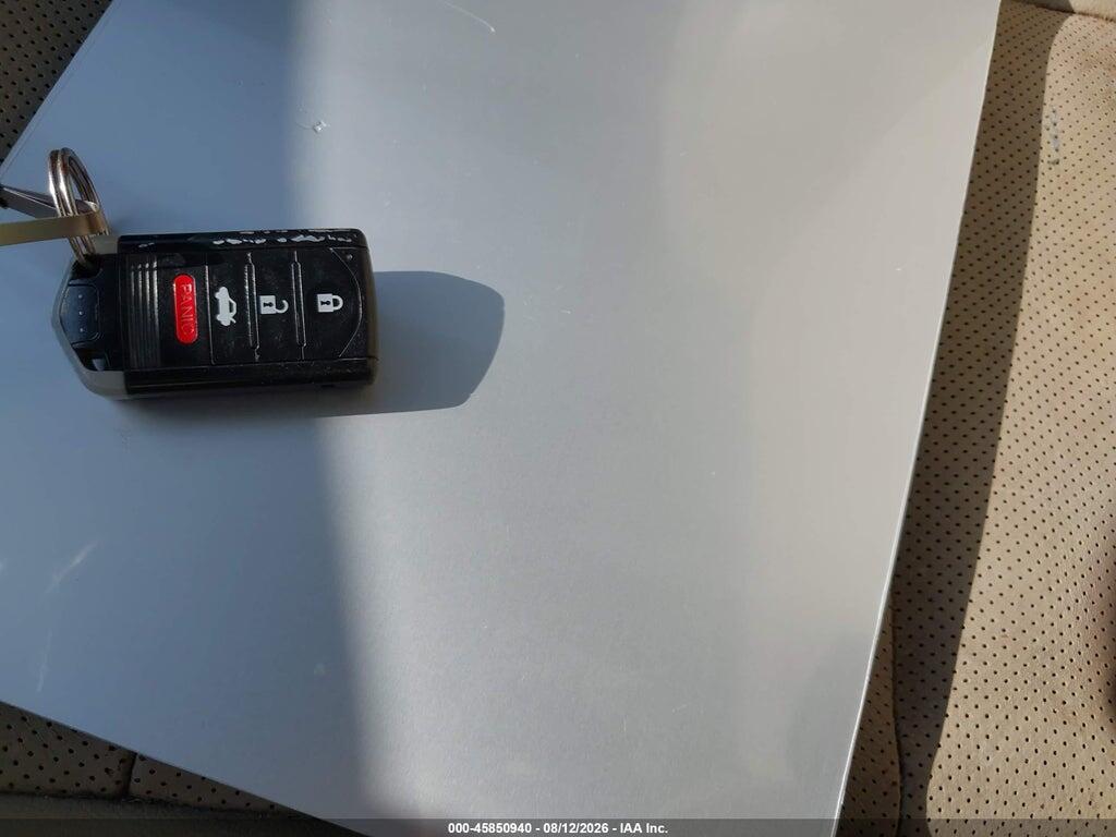 19VDE1F72DE013870 2013 ACURA ILX photo no. 11