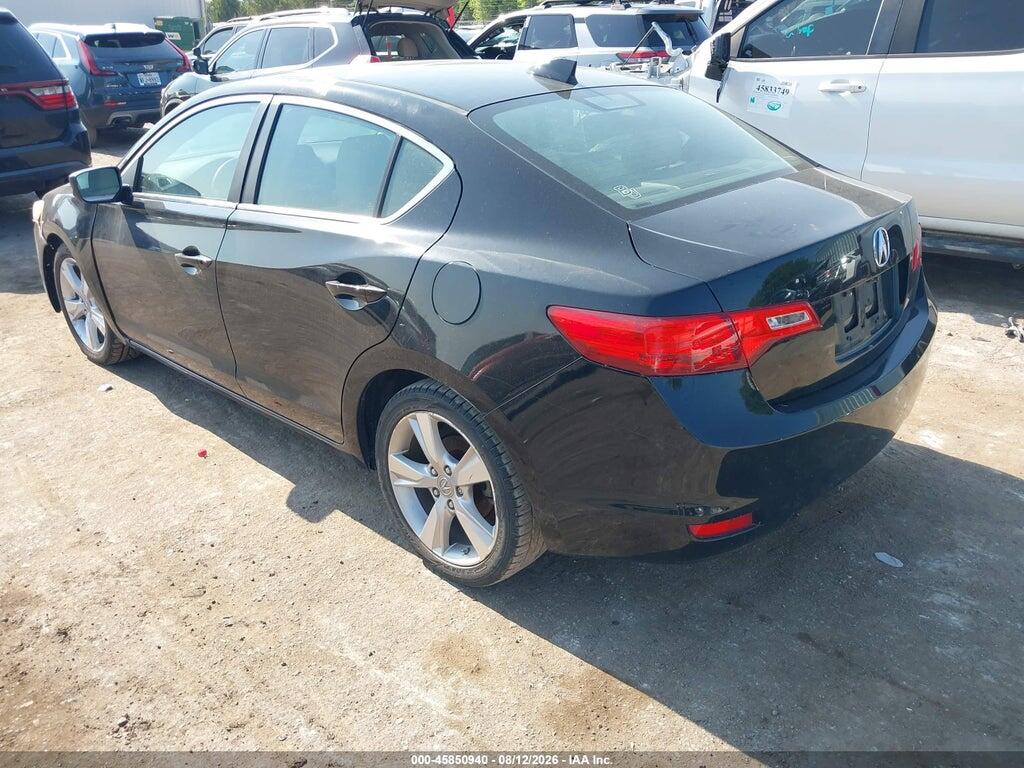 19VDE1F72DE013870 2013 ACURA ILX photo no. 3