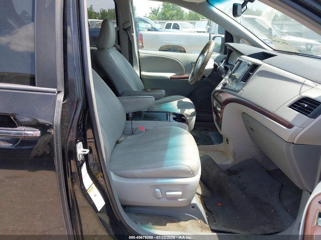 5TDDK3DC1DS071406 2013 TOYOTA SIENNA photo no. 5