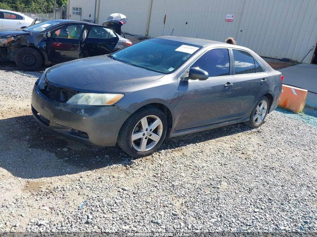 4T1BF1FK6EU746857 2014 TOYOTA CAMRY photo no. 2