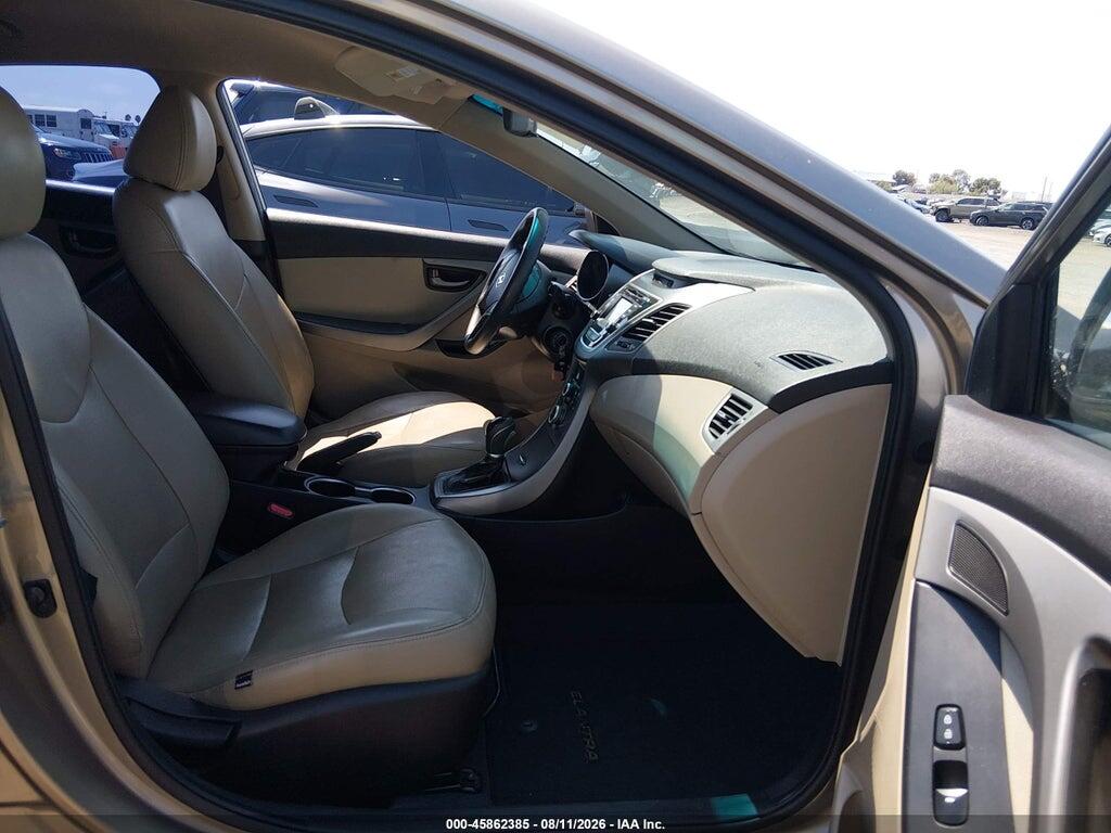 5NPDH4AE2GH656693 2016 HYUNDAI ELANTRA photo no. 5