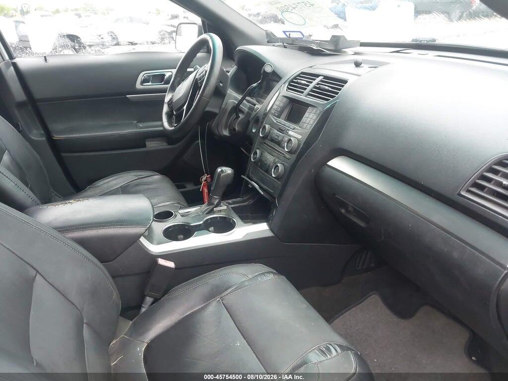 1FM5K8AR2GGB97343 2016 FORD UTILITY POLICE INTERCEPTOR photo no. 5