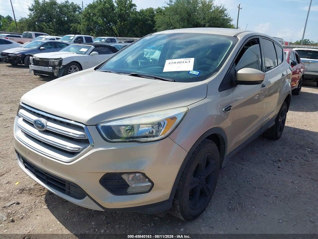 1FMCU0GD9HUB51493 2017 FORD ESCAPE photo no. 2