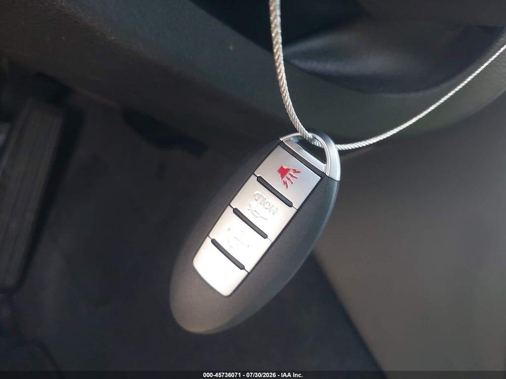 JN1EV7AP8HM736476 2017 INFINITI Q50 photo no. 11