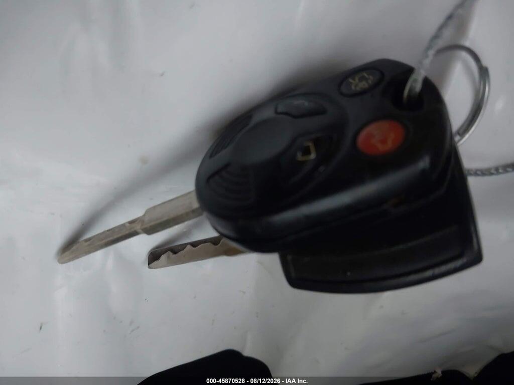 1FADP3E26HL213740 2017 FORD FOCUS photo no. 11