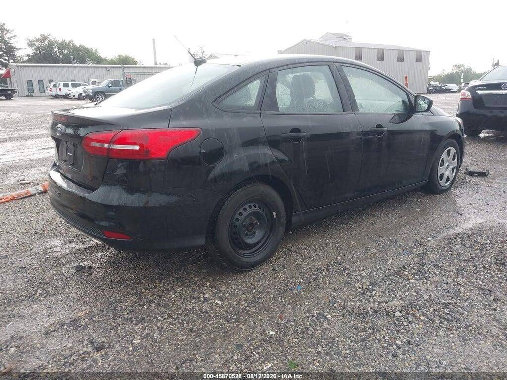 1FADP3E26HL213740 2017 FORD FOCUS photo no. 4
