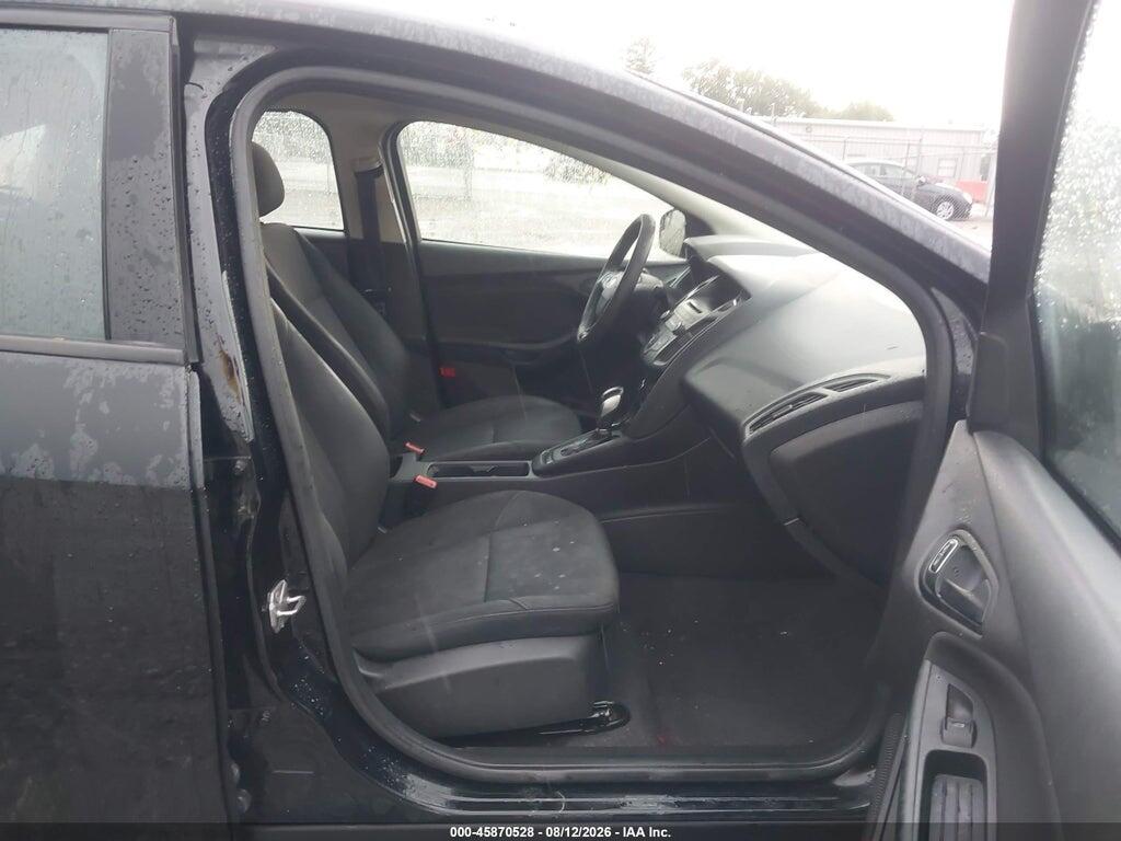 1FADP3E26HL213740 2017 FORD FOCUS photo no. 5