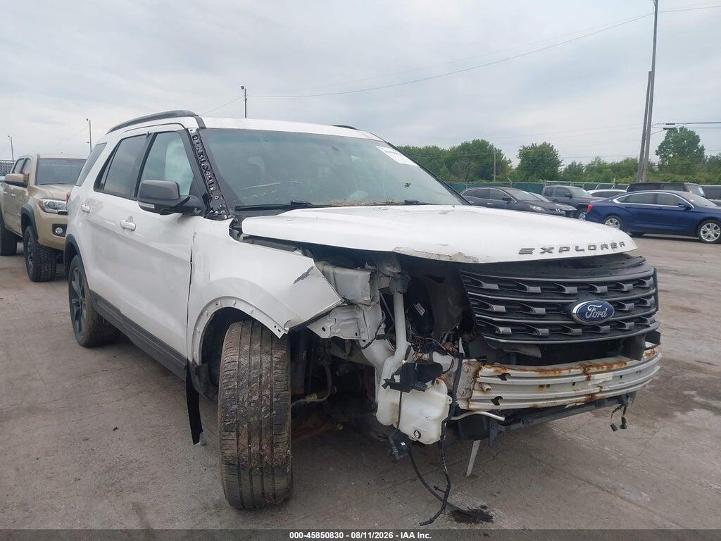 1FM5K8D82HGA85601 2017 FORD EXPLORER photo no. 1