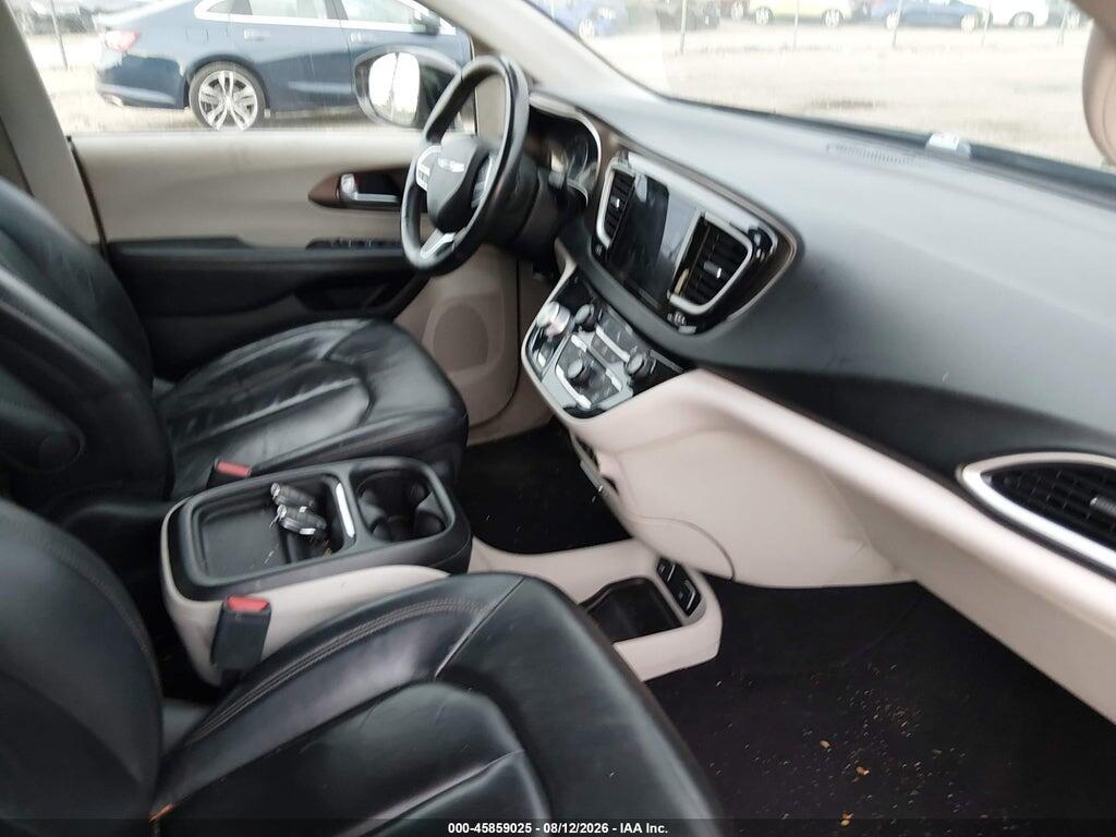 2C4RC1BG5HR832157 2017 CHRYSLER PACIFICA photo no. 5