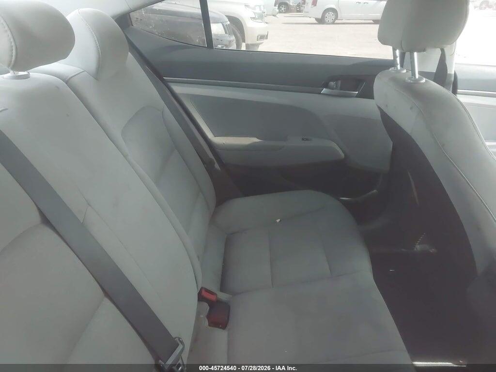 5NPD74LF8HH140039 2017 HYUNDAI ELANTRA photo no. 8