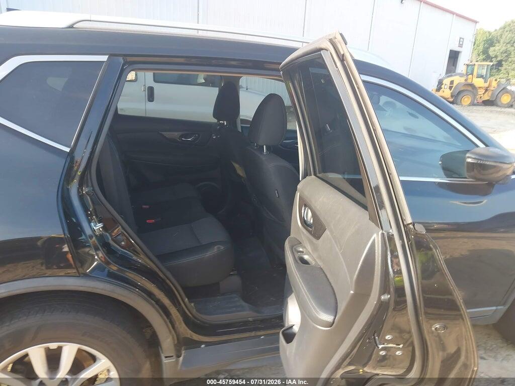 KNMAT2MT0HP521184 2017 NISSAN ROGUE photo no. 8