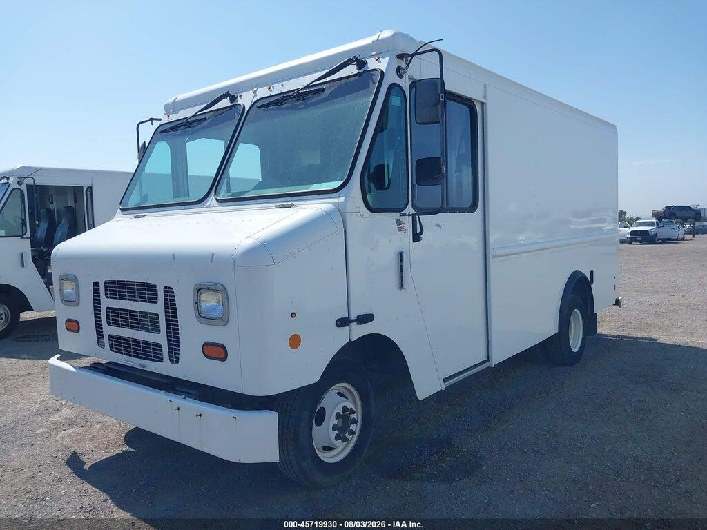 1FC3E3KS8HDC66465 2017 FORD E-350 STRIPPED photo no. 2