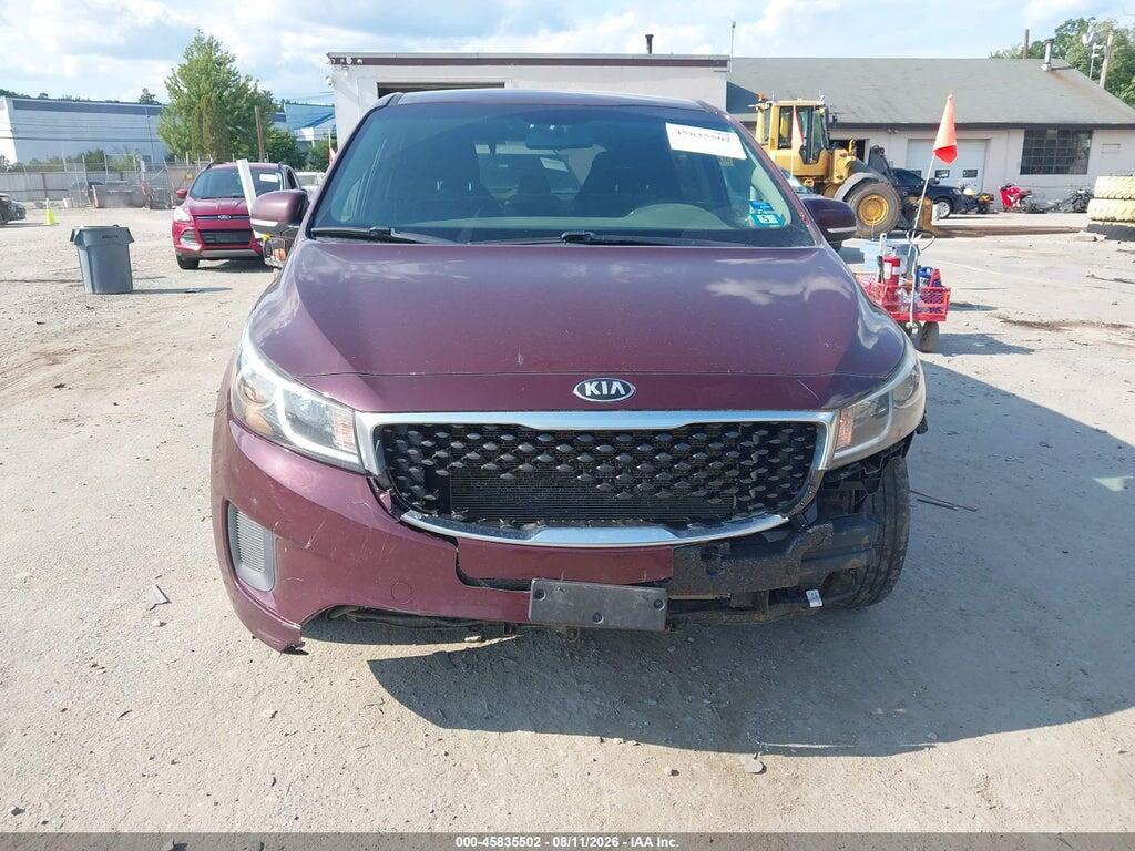 KNDMB5C13J6348595 2018 KIA SEDONA photo no. 12