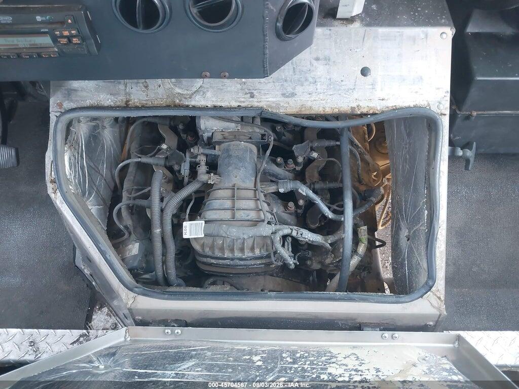 1FC3E3K69JDC36755 2018 FORD E-350 STRIPPED photo no. 10