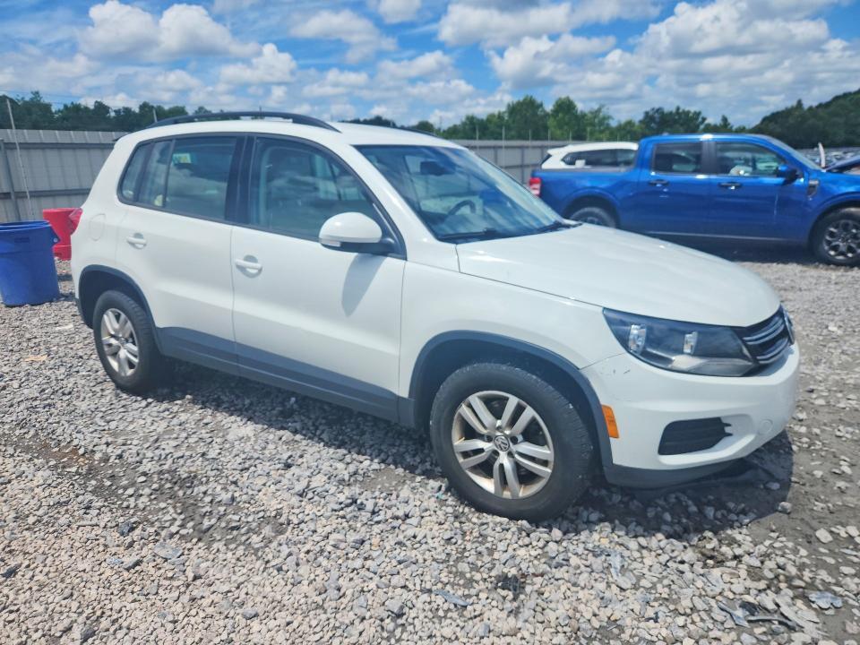 WVGAV7AXXGW604880 2016 VOLKSWAGEN TIGUAN photo no. 4