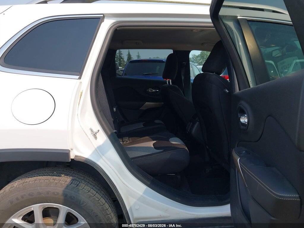 1C4PJMCB3JD528657 2018 JEEP CHEROKEE photo no. 8