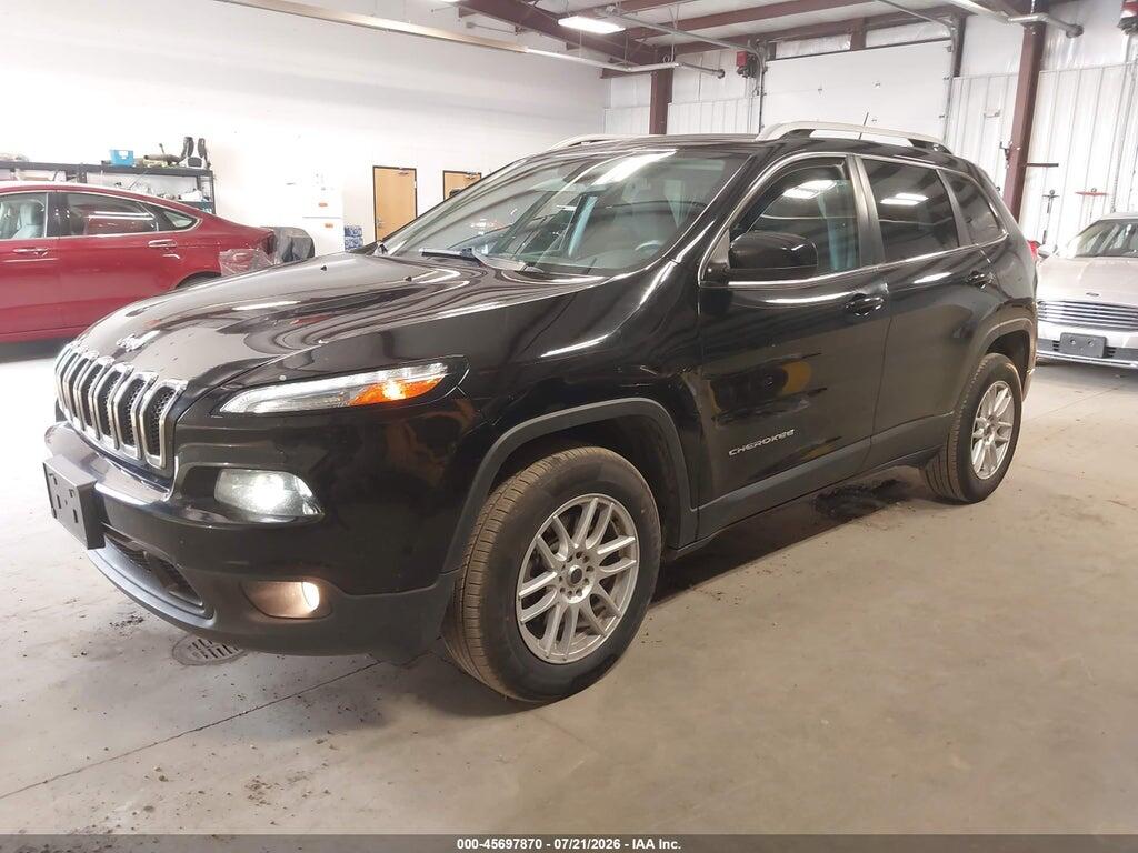1C4PJMCB2JD528522 2018 JEEP CHEROKEE photo no. 2