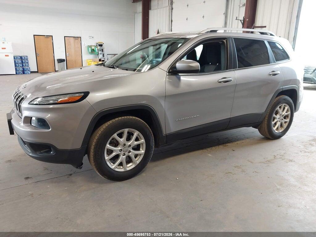 1C4PJMCBXJD528509 2018 JEEP CHEROKEE photo no. 2