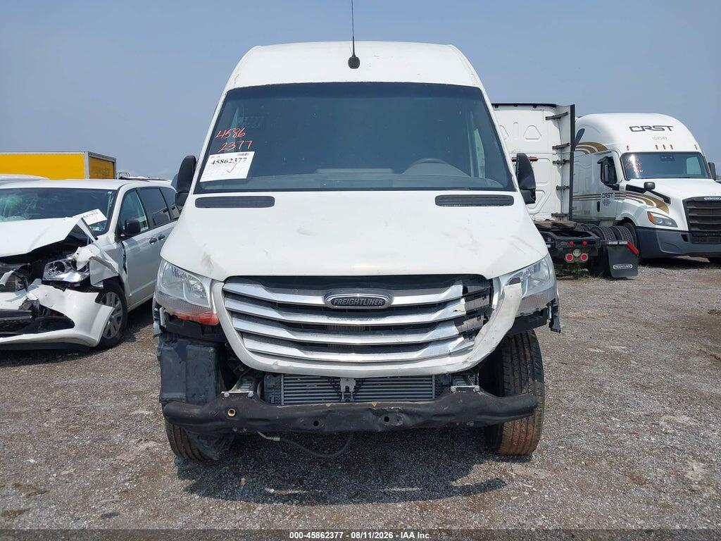 WDRPF1CD4KP160393 2019 FREIGHTLINER SPRINTER 2500 photo no. 11