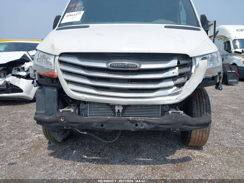 WDRPF1CD4KP160393 2019 FREIGHTLINER SPRINTER 2500 photo no. 6