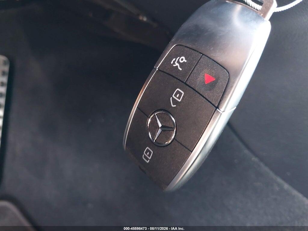 W1KWF8DB2MR614073 2021 MERCEDES-BENZ C 300 photo no. 11