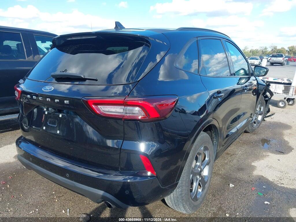 1FMCU0MN2PUA77426 2023 FORD ESCAPE photo no. 4