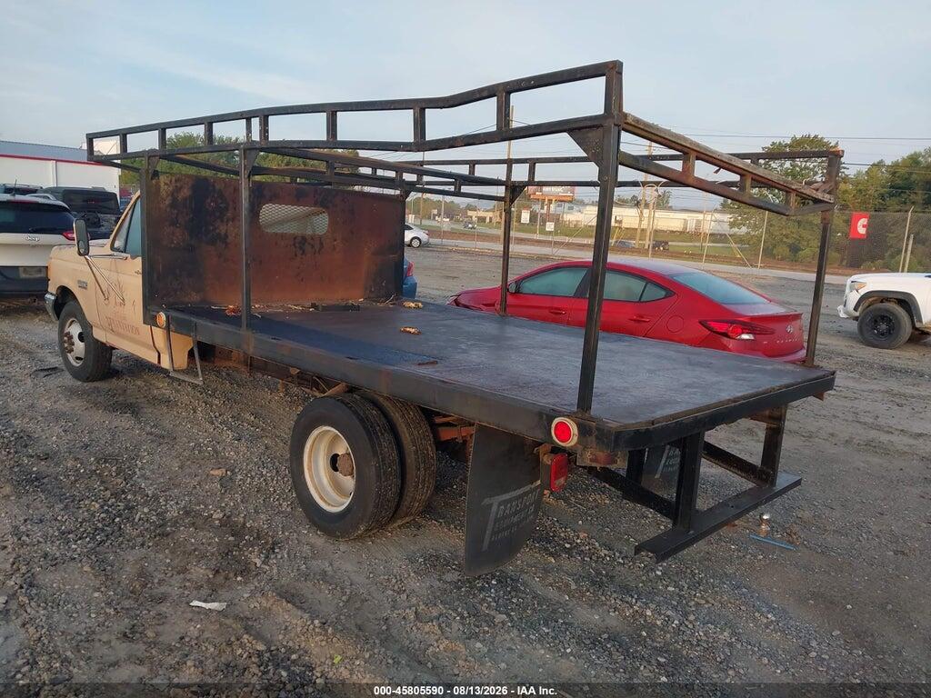 1FDKF37H3KN882704 1989 FORD E-350 photo no. 3