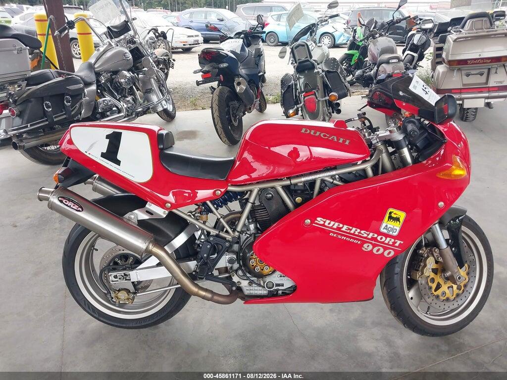 ZDM1LC4M5SB015082 1995 DUCATI 900 photo no. 11