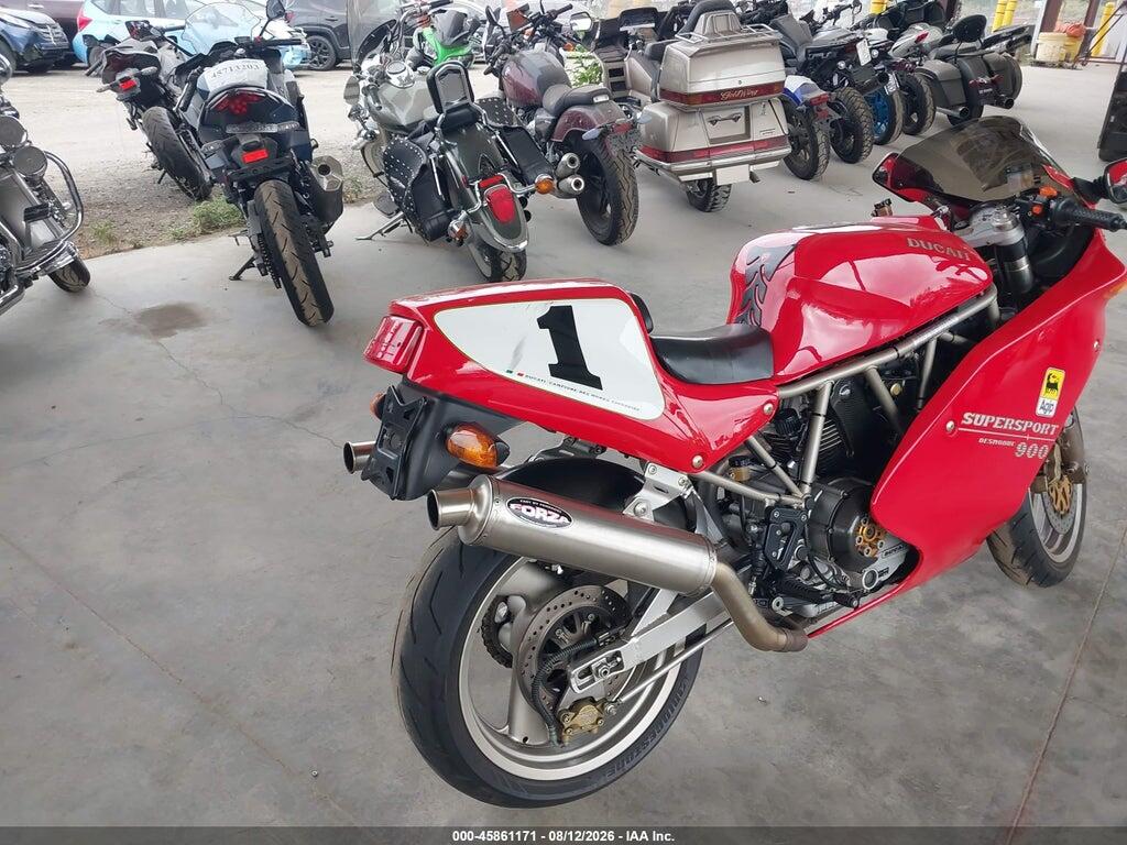 ZDM1LC4M5SB015082 1995 DUCATI 900 photo no. 4