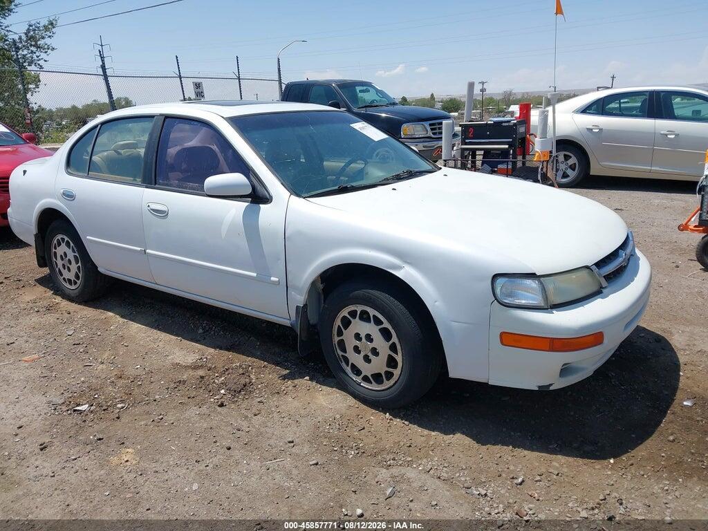 JN1CA21D8ST631008 1995 NISSAN MAXIMA photo no. 1