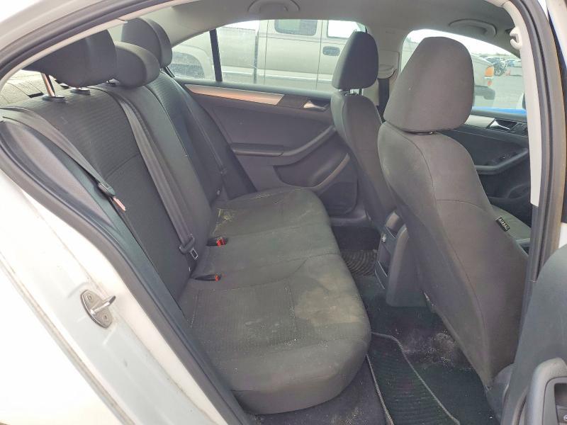3VWD67AJ0GM379652 2016 VOLKSWAGEN JETTA photo no. 10