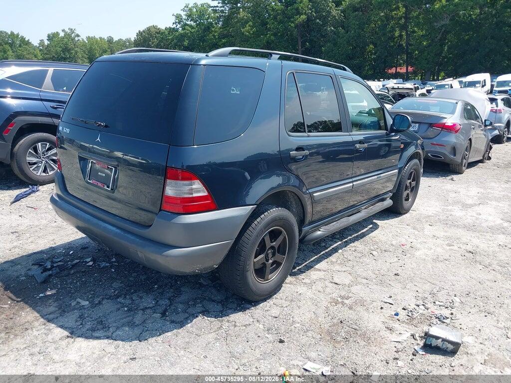 4JGAB54E5XA134004 1999 MERCEDES-BENZ ML 320 photo no. 4